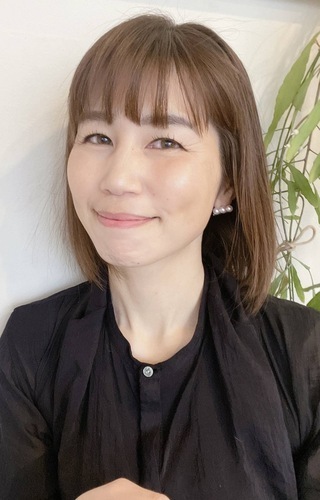 岡安留美子
