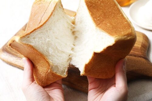 【アリオ深谷店限定！】大人気のぞっこん食パンを特別価格298円で販売致します😊